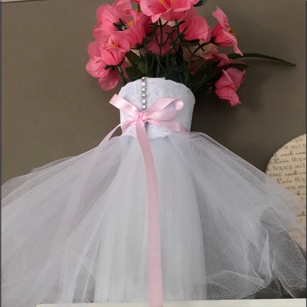 wedding dress centerpieces $20 each and I have 2 left
